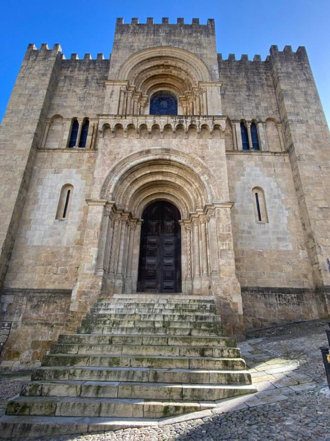 Essencyahomecoimbra * Coïmbre